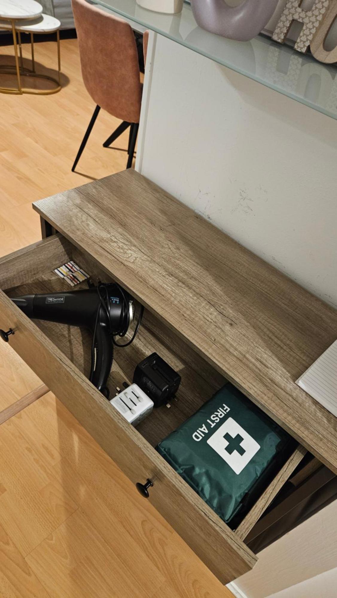 Bright And Spacious One Bedroom Apparment, Free Parking London Exterior foto