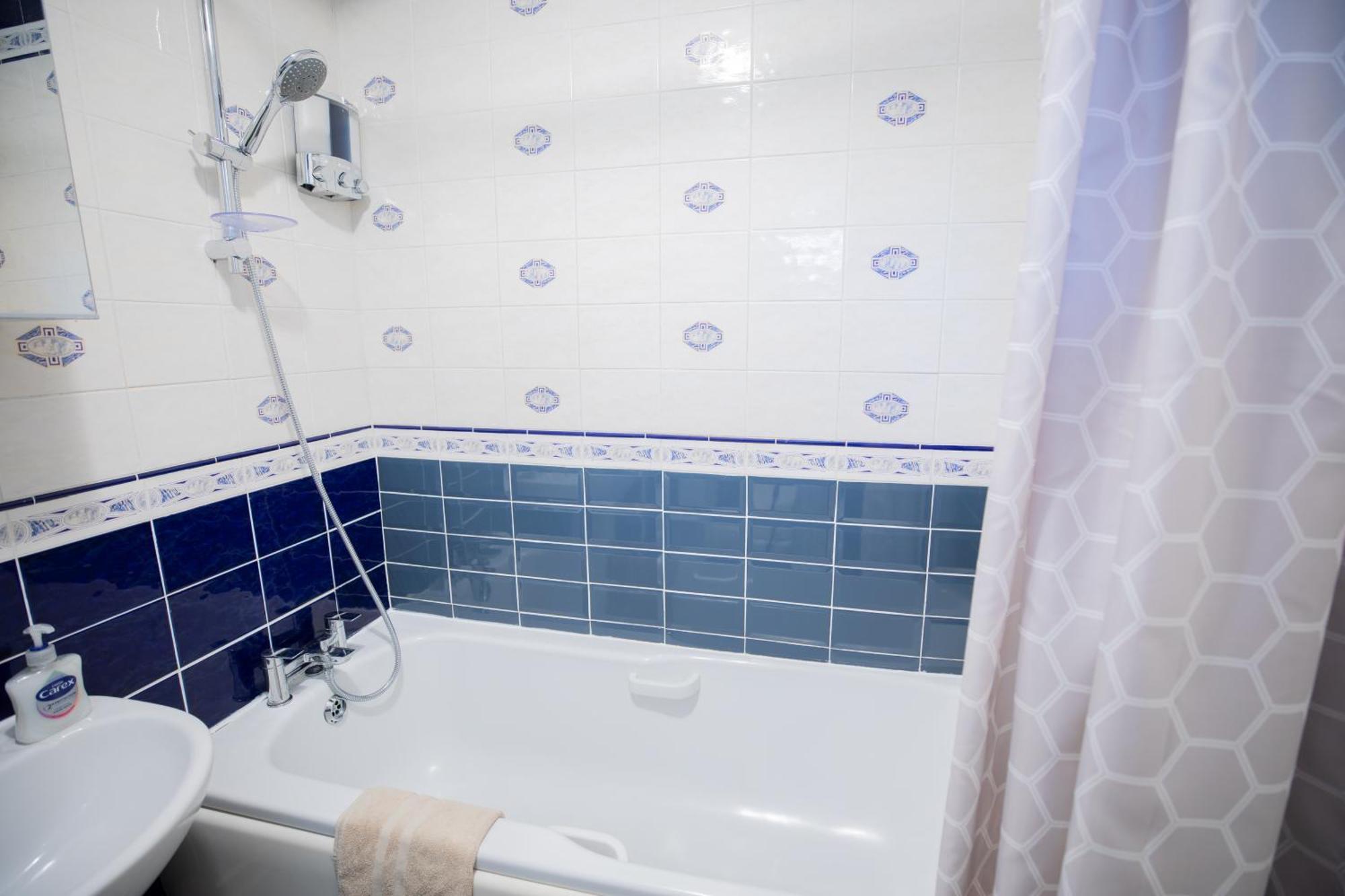 Bright And Spacious One Bedroom Apparment, Free Parking London Exterior foto