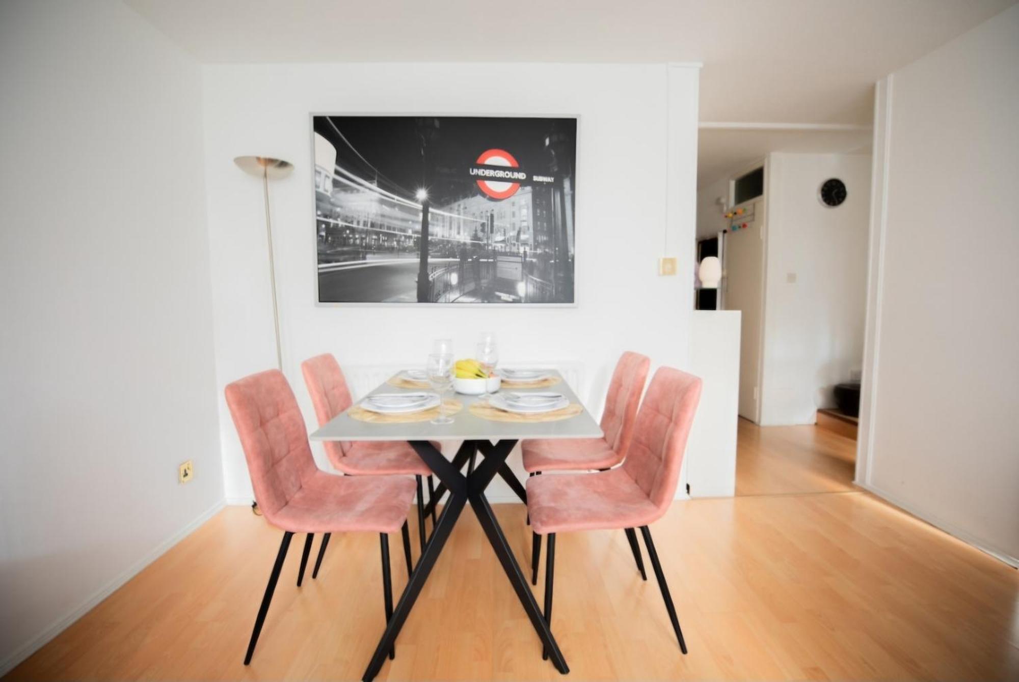 Bright And Spacious One Bedroom Apparment, Free Parking London Exterior foto